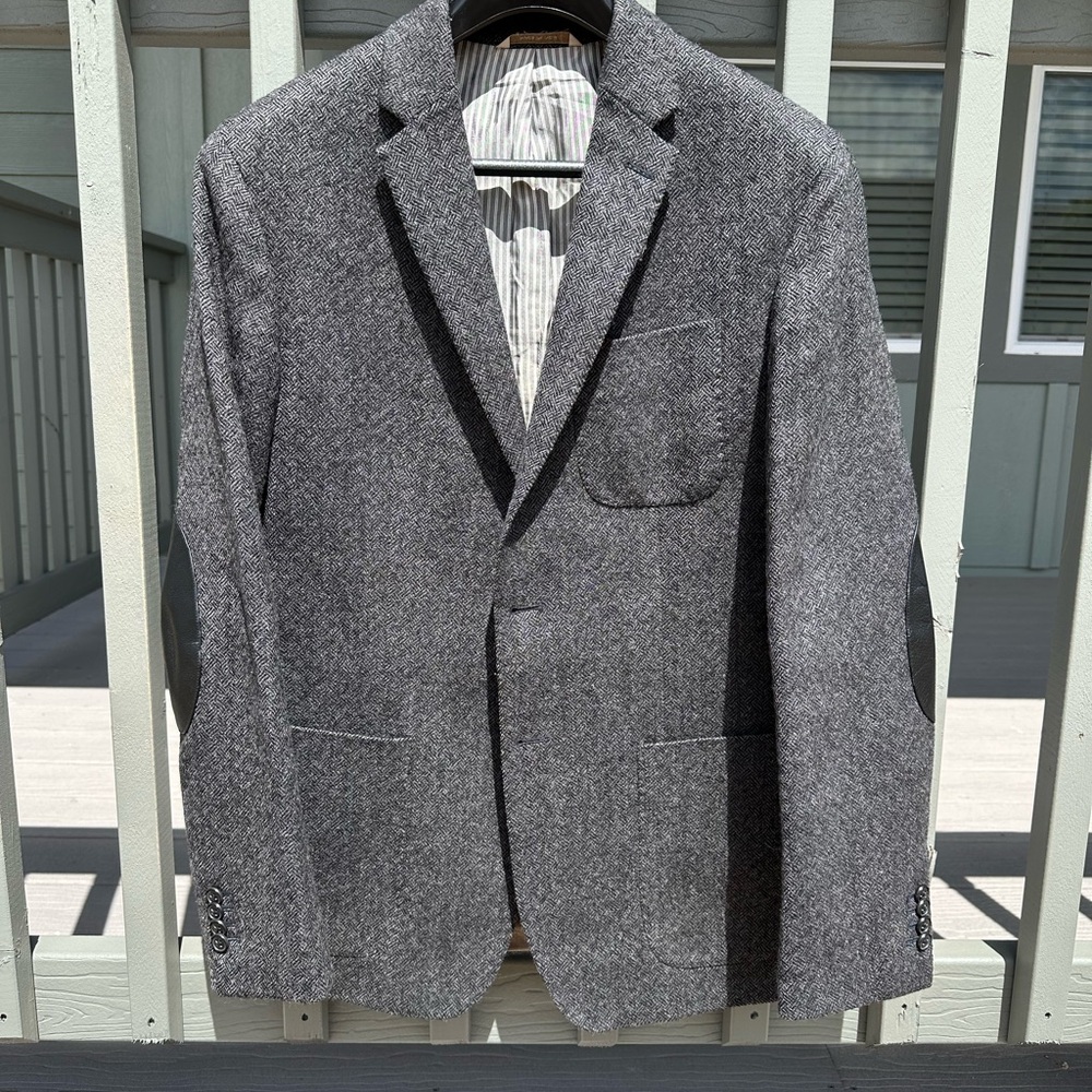 Banana Republic Heritage Men’s Charcoal Blazer – Size 40R